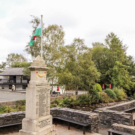 Glan Y Ddol Villa Trefriw Bagian luar foto