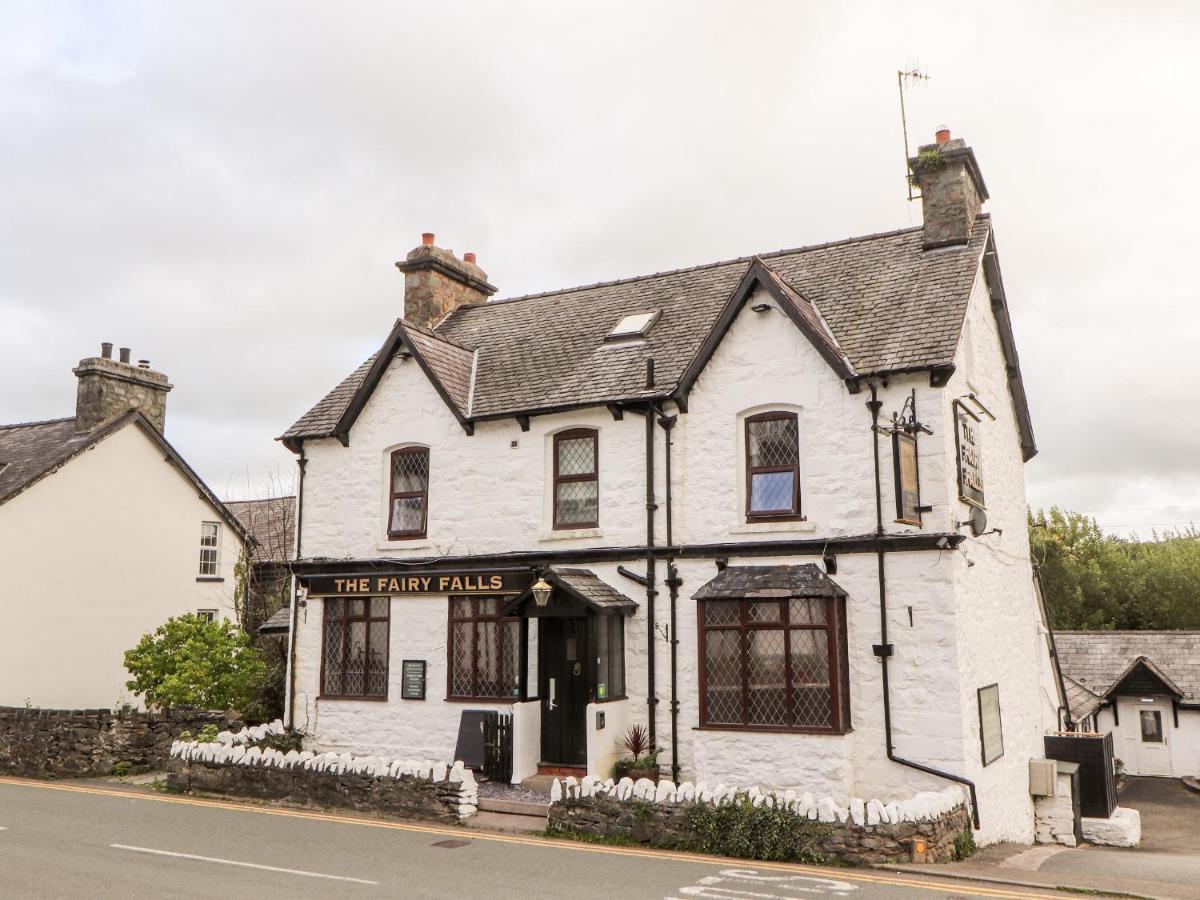 Glan Y Ddol Villa Trefriw Bagian luar foto